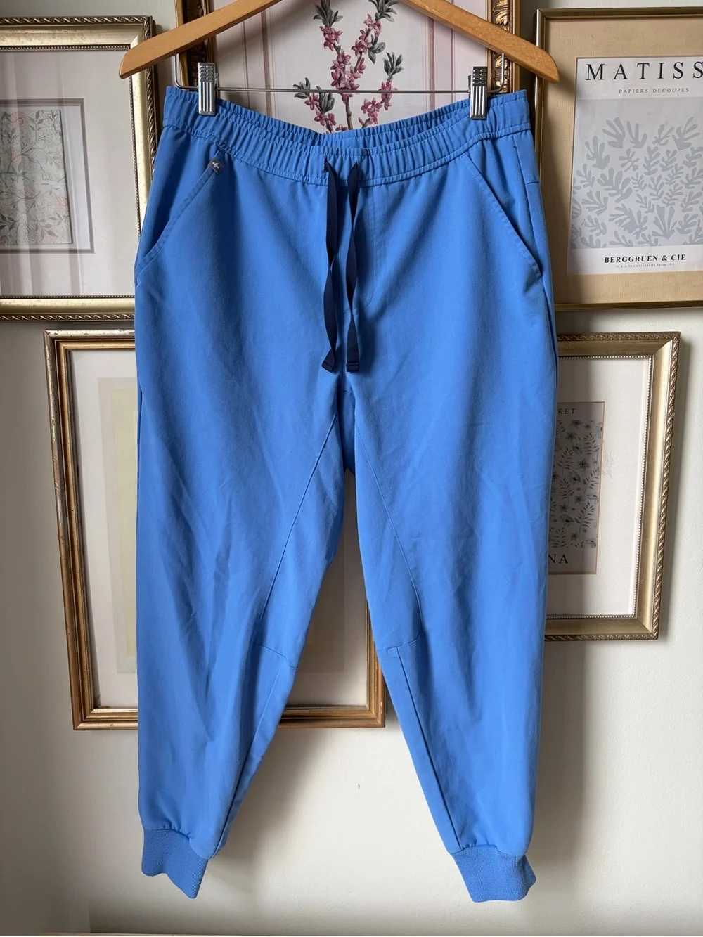 Figs Tansen Casual Scrub Pant Joggers Ciel Blue Medium Short